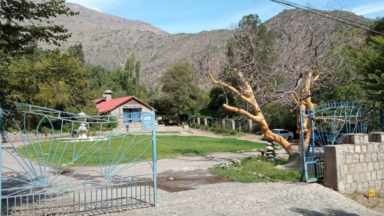 Gasthaus Casa Chalet, Cajon Del Maipo San José de Maipo Exterior foto