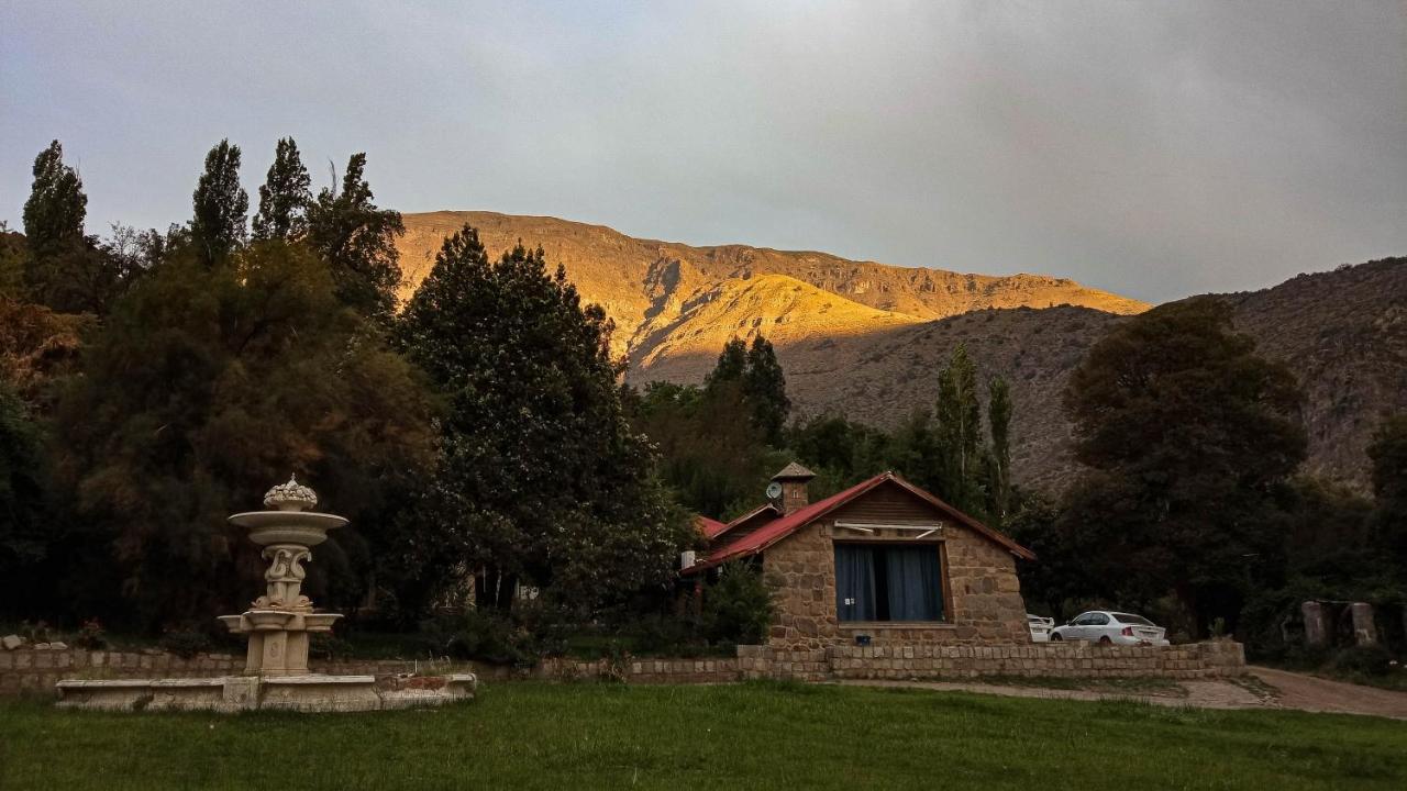 Gasthaus Casa Chalet, Cajon Del Maipo San José de Maipo Exterior foto